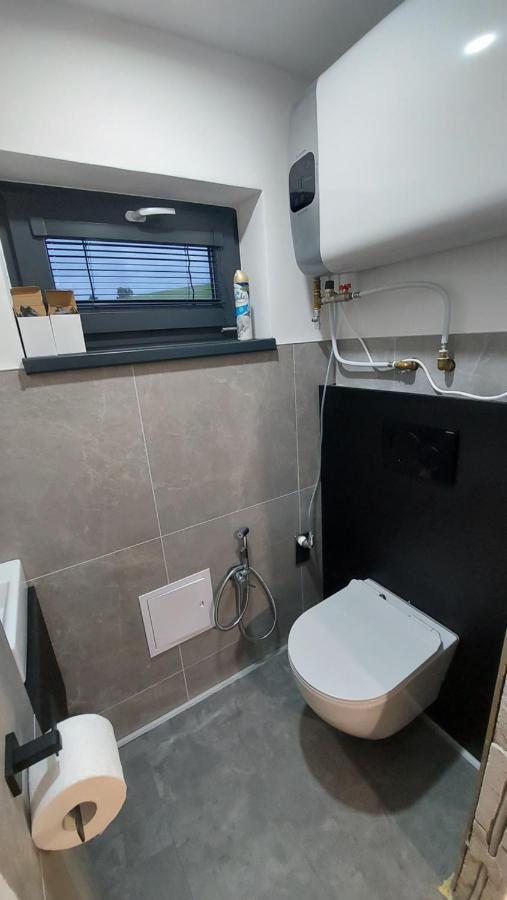 Apartman Cassovia Holcikovce Exterior foto